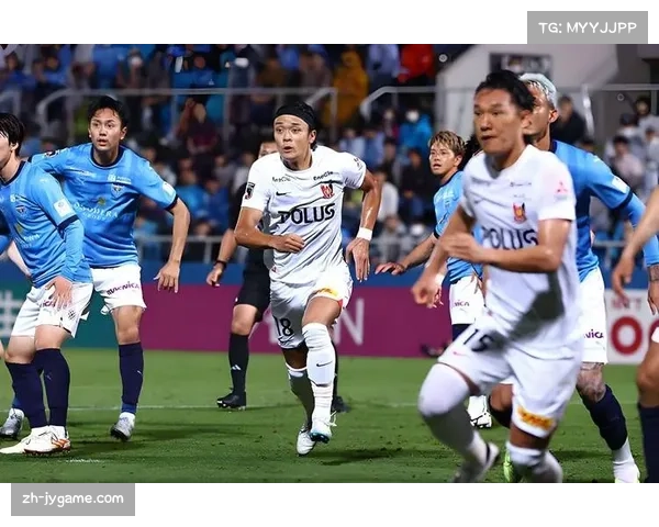 广岛三箭中野就斗精彩吊射助力2比0战胜横滨FC晋级下一轮